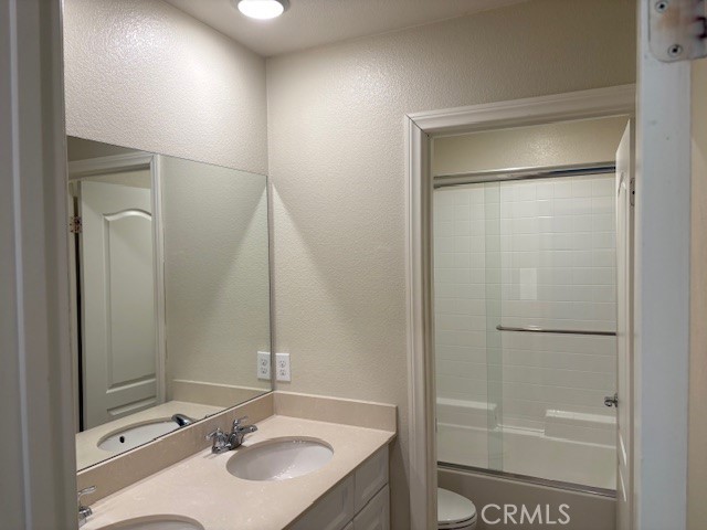 Detail Gallery Image 17 of 27 For 20813 Spring St, Riverside,  CA 92507 - 4 Beds | 2/1 Baths