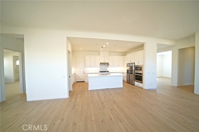 29425 Camino Surfeo, Valencia CA: https://media.crmls.org/medias/15499cdd-b5fe-47c4-810f-0f498d43574d.jpg