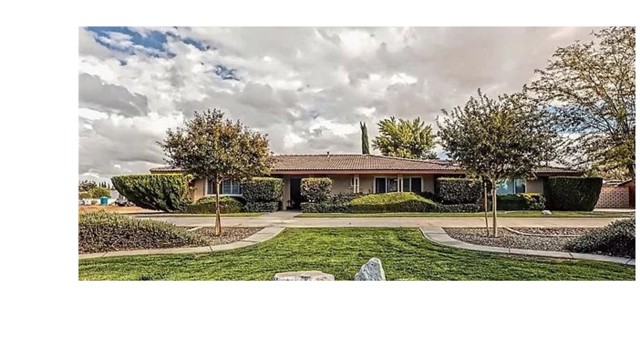 Image 2 for 19476 Yanan Rd, Apple Valley, CA 92307