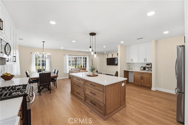 Detail Gallery Image 3 of 27 For 329 Catalpa Ave, Brea,  CA 92821 - 3 Beds | 2/1 Baths