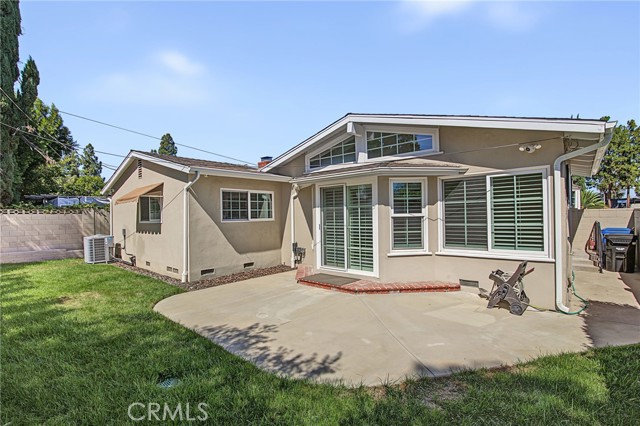 18220 Clark Street photo 34