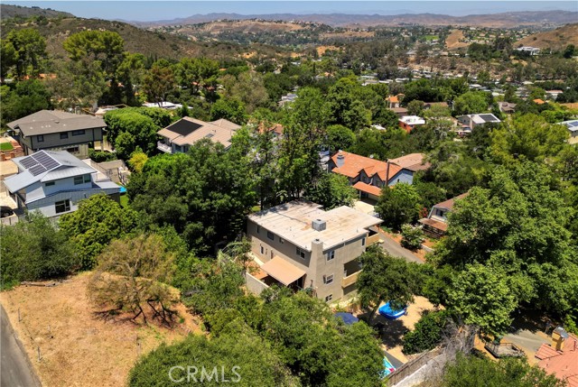 23640 Aster Trail, Calabasas CA: https://media.crmls.org/medias/154c935d-71d1-42df-8f5b-a50103cc6bd1.jpg
