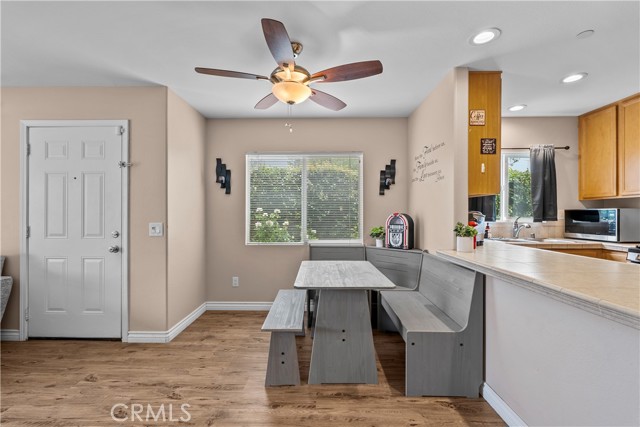 14552 Foothill photo 11