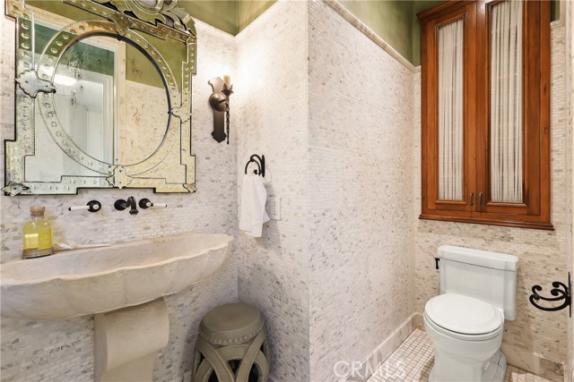 Image 15 of 50 For 755 Carriage House Drive