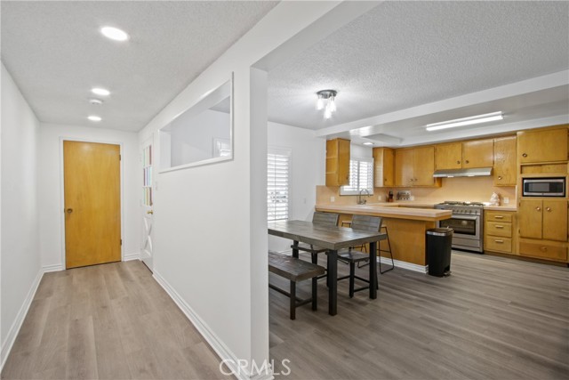 Detail Gallery Image 3 of 16 For 16222 Oregon, Bellflower,  CA 90706 - 2 Beds | 1 Baths