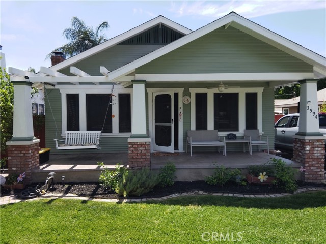 Detail Gallery Image 1 of 1 For 3594 Bandini Ave, Riverside,  CA 92506 - 2 Beds | 1 Baths