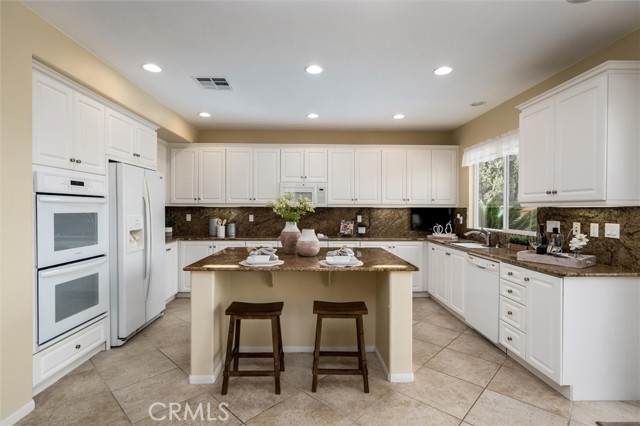 Image 18 of 75 For 33850 Sattui Street