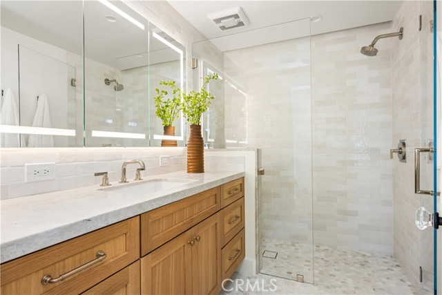 Detail Gallery Image 21 of 29 For 2134 Orange Ave #E135,  Costa Mesa,  CA 92627 - 2 Beds | 1 Baths