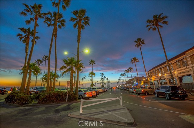 Detail Gallery Image 26 of 28 For 1720 W Oceanfront #B,  Newport Beach,  CA 92663 - 2 Beds | 2/1 Baths