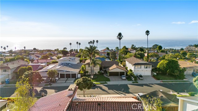 Detail Gallery Image 4 of 53 For 30036 via Borica, Rancho Palos Verdes,  CA 90275 - 4 Beds | 3/1 Baths