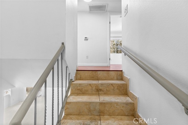 Detail Gallery Image 32 of 54 For Address Is Not Disclosed,  Glendale,  CA 91203 - 3 Beds | 3 Baths