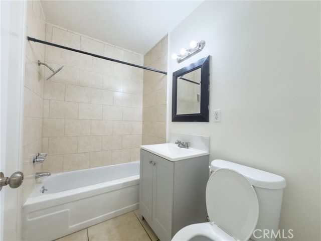 Detail Gallery Image 17 of 44 For 3030 Vineland St #3,  Baldwin Park,  CA 91706 - 2 Beds | 1 Baths