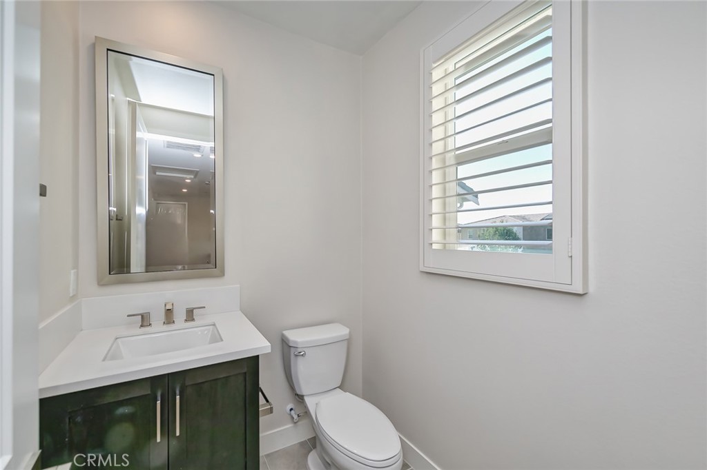 MLS #OC25221565 image #42