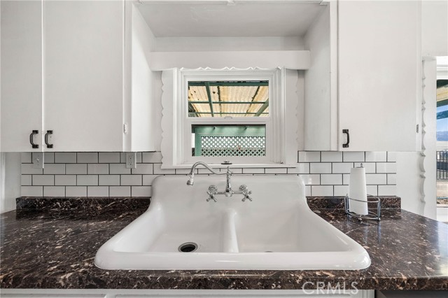 Detail Gallery Image 13 of 40 For 2942 Lakeshore Bld, Lakeport,  CA 95453 - 2 Beds | 1 Baths