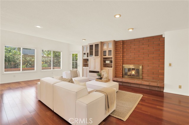 Image 17 of 46 For 8452 Deepview Drive