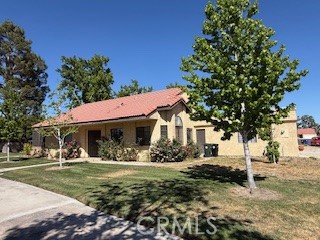 Detail Gallery Image 2 of 25 For 19218 Elm Dr, Apple Valley,  CA 92308 - 2 Beds | 2 Baths