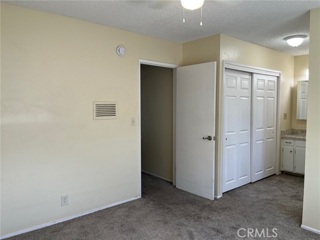 Detail Gallery Image 16 of 24 For 150 E Lakeshore Dr #65,  Lake Elsinore,  CA 92530 - 1 Beds | 1 Baths