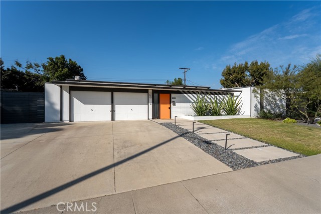 Detail Gallery Image 11 of 29 For 1830 N Ridgewood St, Orange,  CA 92865 - 4 Beds | 2 Baths