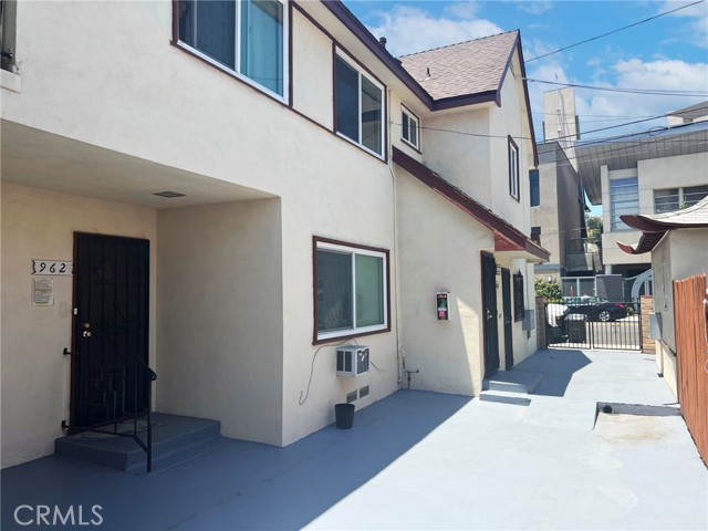 960 Yale Street #9, Los Angeles, CA, 90012 960 Yale Street #9, Los Angeles, CA, 90012