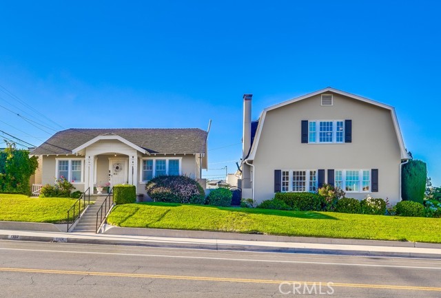 1239 S Patton Avenue, San Pedro CA: https://media.crmls.org/medias/1558da3e-ad5c-4dec-9a68-05643c82d0a2.jpg