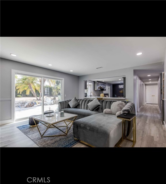 Detail Gallery Image 8 of 31 For 10664 Morning Glory Avenue, Fountain Valley,  CA 92708 - 5 Beds | 2 Baths