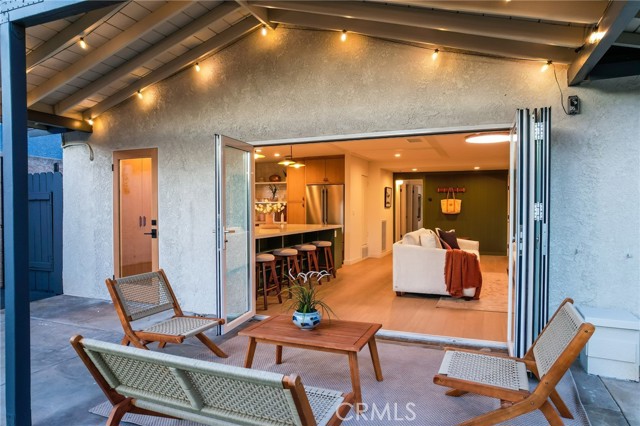 1393 Navarro Avenue, Pasadena CA: https://media.crmls.org/medias/15599ff8-e41b-43ce-af0c-2f03de8a3b7e.jpg