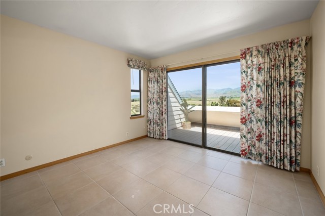 1505 Tiffany Ranch Road, Arroyo Grande CA: https://media.crmls.org/medias/1559dbb5-d3cc-4224-b57c-59840a64c18c.jpg