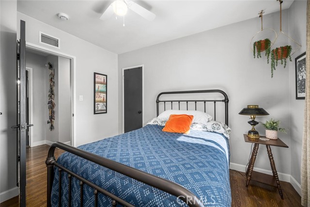 Detail Gallery Image 25 of 59 For 6110 E Walton St, Long Beach,  CA 90815 - 3 Beds | 2 Baths