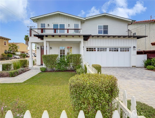2022 Robinson Street, Redondo Beach, California 90278, 5 Bedrooms Bedrooms, ,4 BathroomsBathrooms,Residential,Sold,Robinson,SB19046293