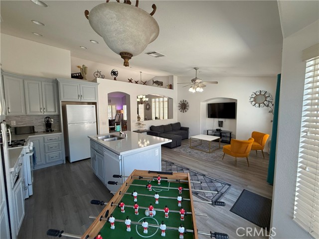 Detail Gallery Image 36 of 50 For 7665 Poppy Ln, Fontana,  CA 92336 - 4 Beds | 2 Baths