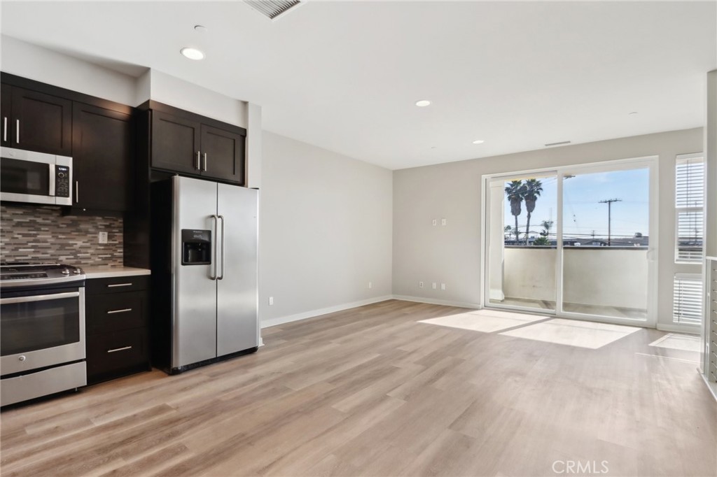 155bf55a B5c4 48f2 Be12 Bed08c374b4d