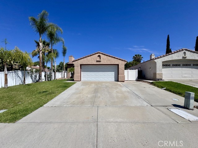 Detail Gallery Image 3 of 33 For 32418 Enriqueta Cir, Temecula,  CA 92592 - 3 Beds | 2 Baths