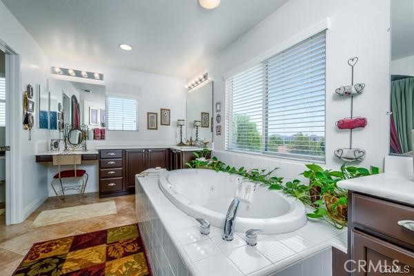 Detail Gallery Image 30 of 45 For 5 Ponte Brava, Lake Elsinore,  CA 92532 - 4 Beds | 3 Baths