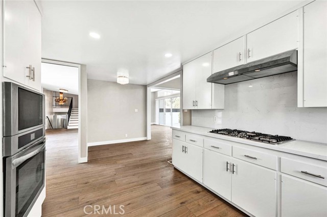 Detail Gallery Image 14 of 47 For 4338 Fairway Dr, Lakewood,  CA 90712 - 4 Beds | 3/1 Baths