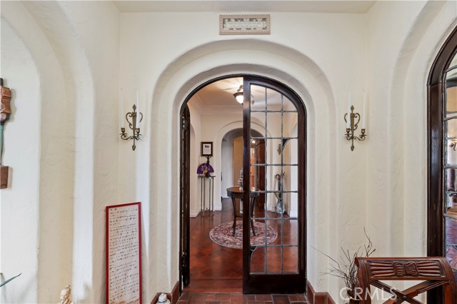 Image 9 of 73 For 4202 University