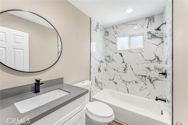 Detail Gallery Image 6 of 21 For 2417 W Stanford, Santa Ana,  CA 92704 - 2 Beds | 1 Baths
