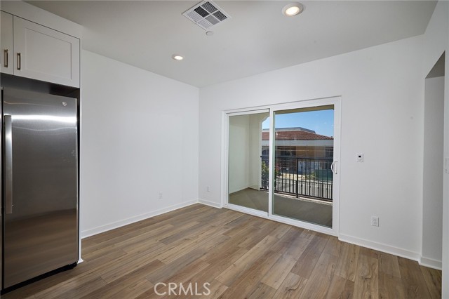 9831 La Serna Drive, Whittier CA: https://media.crmls.org/medias/15600753-78db-46be-943f-f6e6d908a8e9.jpg