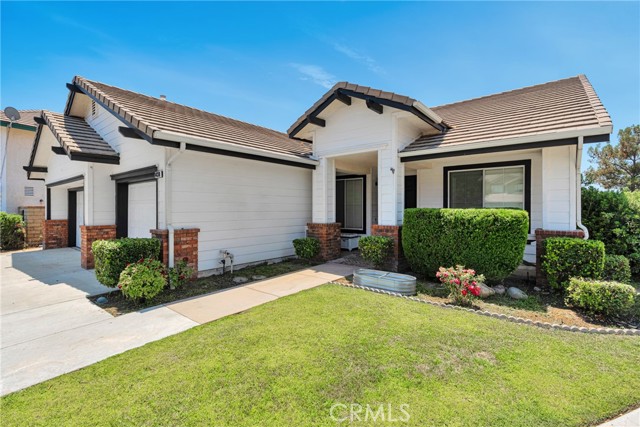 Detail Gallery Image 2 of 33 For 14310 Platt Ct, Canyon Country,  CA 91387 - 3 Beds | 2 Baths