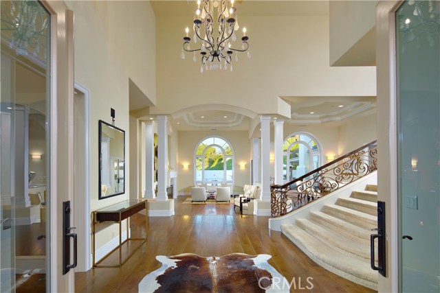 Detail Gallery Image 5 of 42 For 1 Elk Grove Ln, Laguna Niguel,  CA 92677 - 5 Beds | 5/2 Baths