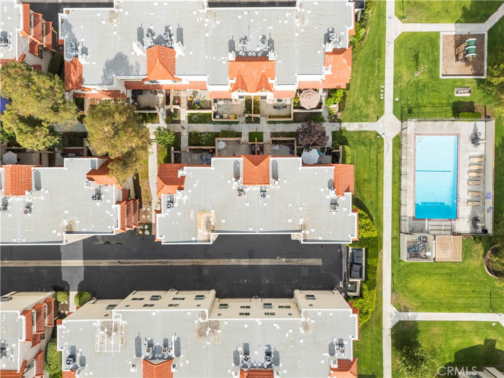https://media.crmls.org/medias/15614567-6598-4308-ab8e-5b42df351c40.jpg?preset=X-Large