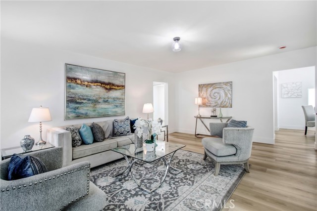 7636 Elm Street, San Bernardino CA: https://media.crmls.org/medias/15621ffe-0f3d-4d7d-9355-2f021d73670b.jpg