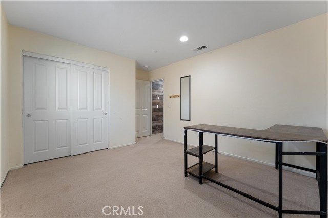 26833 Calico Court, Winchester CA: https://media.crmls.org/medias/15624d81-8869-420a-b50f-7193f7f35fd9.jpg