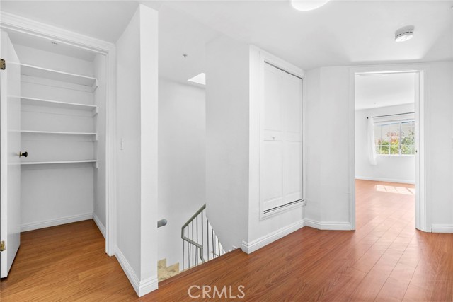 Detail Gallery Image 33 of 54 For Address Is Not Disclosed,  Glendale,  CA 91203 - 3 Beds | 3 Baths