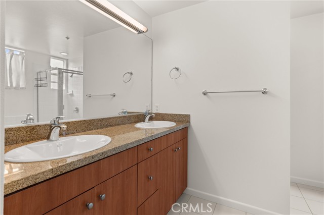 Detail Gallery Image 17 of 27 For 408 E Jeanette, Santa Ana,  CA 92705 - 4 Beds | 2/1 Baths