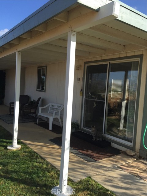 42850 Hill Top Drive, Banning CA: https://media.crmls.org/medias/1563f16a-4a05-4206-9751-3a3e948e1e2c.jpg