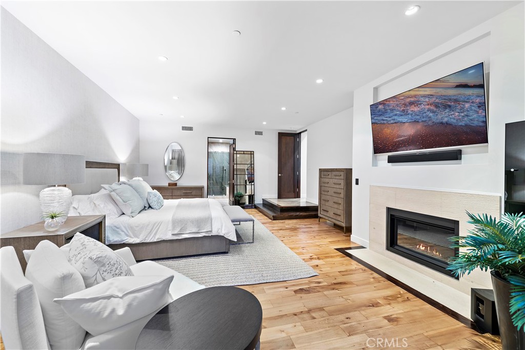 1564418f 587c 43fb A90a C589c8dccfb6