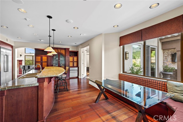 Detail Gallery Image 11 of 66 For 32971 Pinnacle Drive, Trabuco Canyon,  CA 92679 - 6 Beds | 4/1 Baths