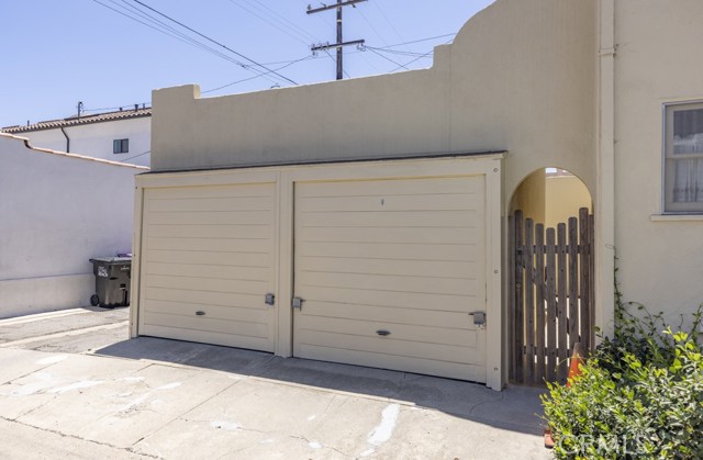 132 St Joseph Avenue, Long Beach CA: https://media.crmls.org/medias/15657171-c745-41b8-aba4-07ad72a6c86c.jpg
