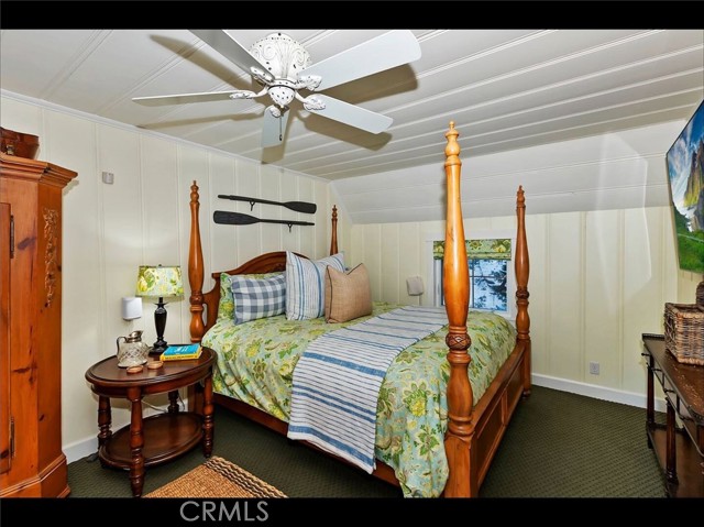 855 Lake Drive, Lake Arrowhead CA: https://media.crmls.org/medias/15660b24-0ed2-4361-8726-b3e4d9ff9623.jpg