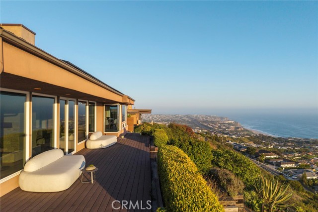 32131 Sea Island Drive, Dana Point CA: https://media.crmls.org/medias/15665760-ce85-4c07-b73d-47406e48443c.jpg